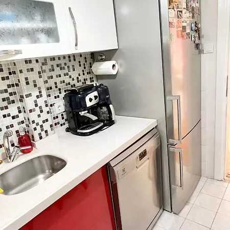 Apartment Very Close To Bosphorus, Beautiful 2 1 Salon Flat, Excellent Location Istanbul