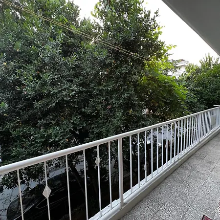 Very Close To Bosphorus, Beautiful 2 1 Salon Flat, Excellent Location Istanbul